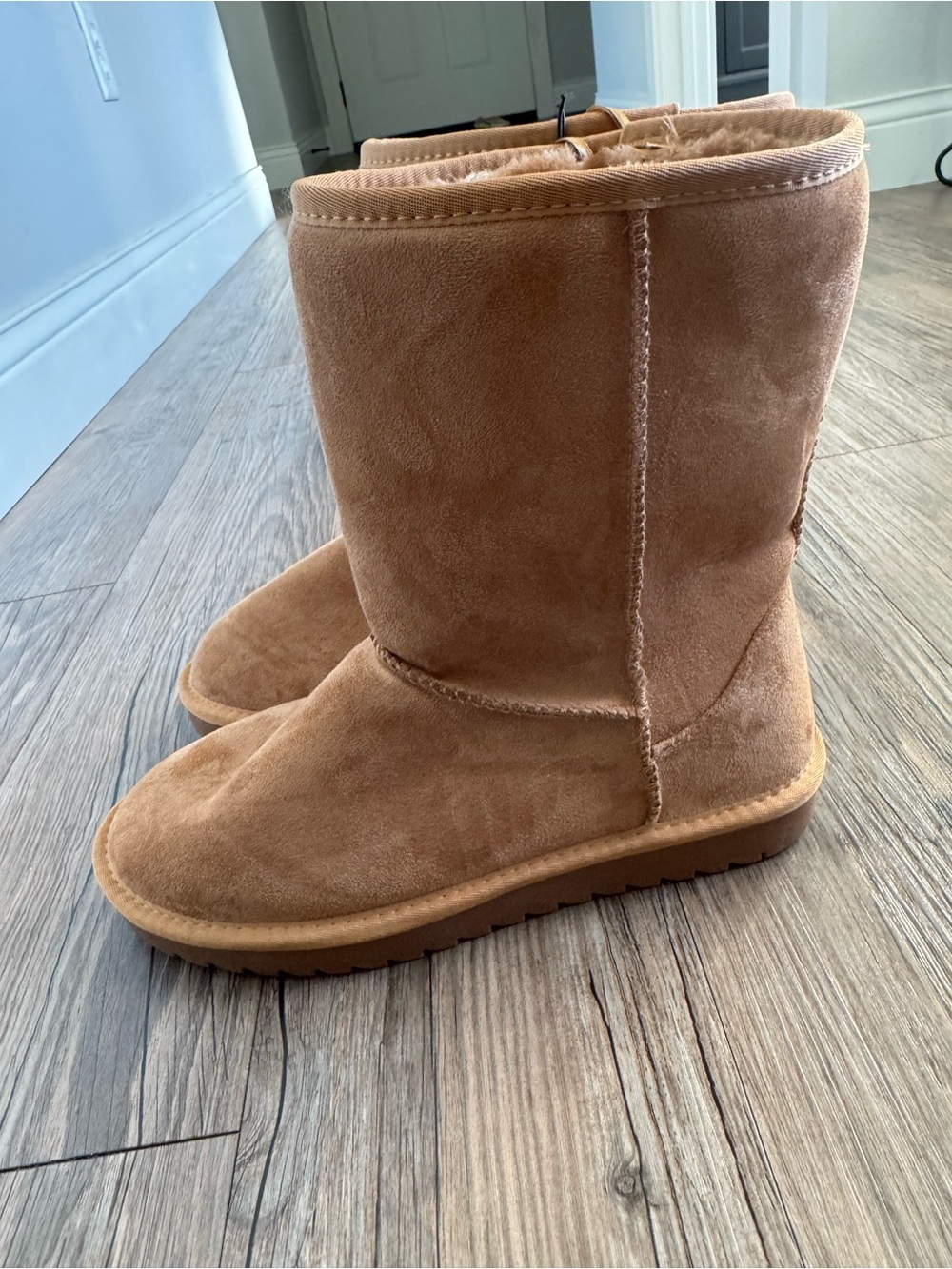 NWT Maurice’s SuperCush Charlie Classic Tall Suede Chestnut Boots Size 9 - Picture 2 of 7